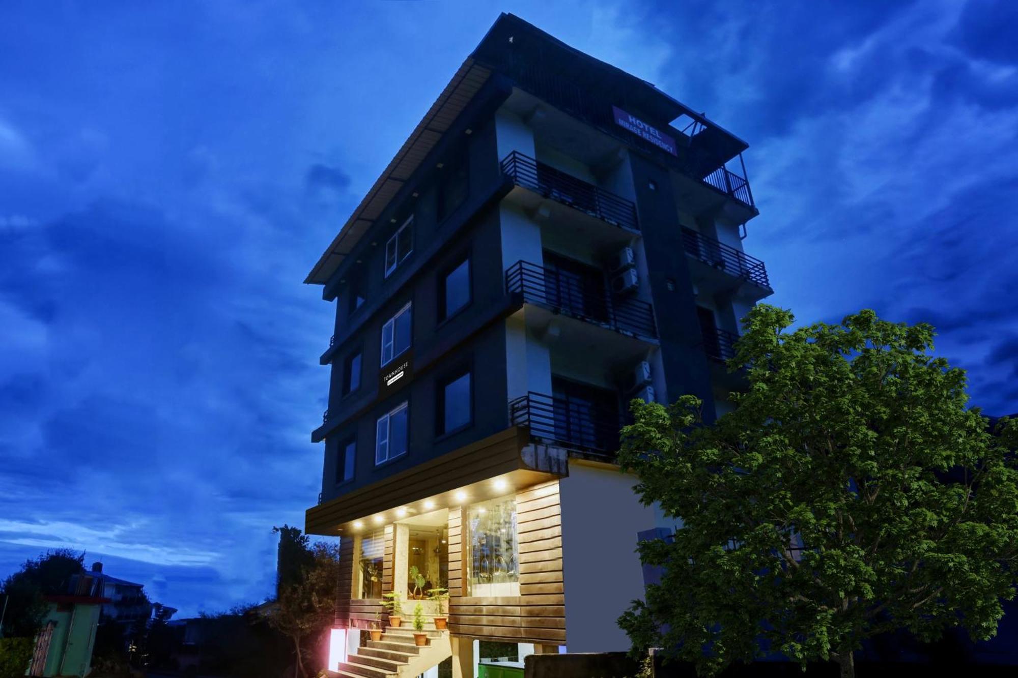 Super Townhouse Dharamshala Otel Dış mekan fotoğraf